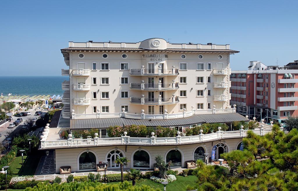 Palace Hotel 밀라노마리티마 외부 사진